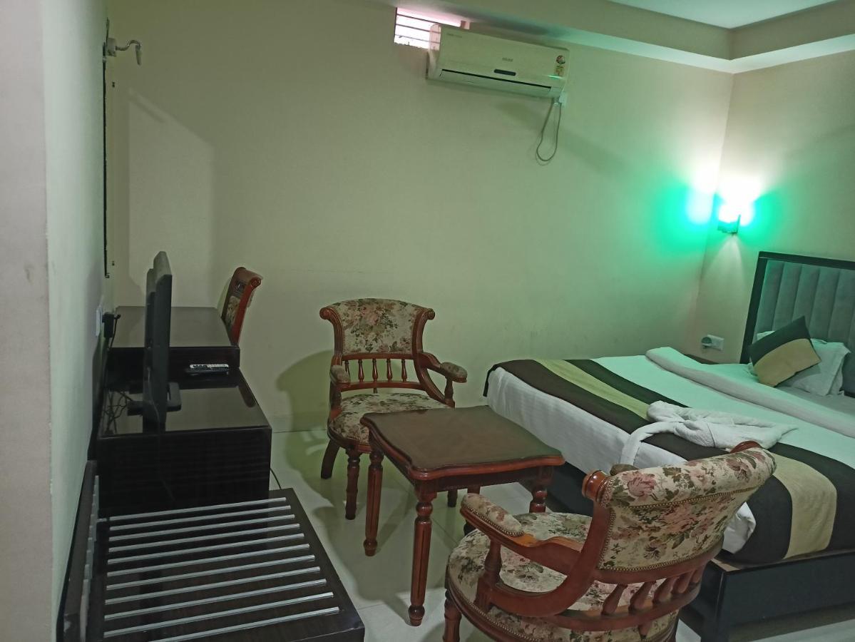 Hotel Jmd International Katihār מראה חיצוני תמונה